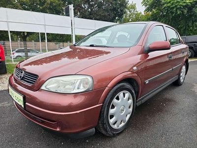 Braun Gebraucht 2001 Opel Astra Comfort Limousine | € 2.990