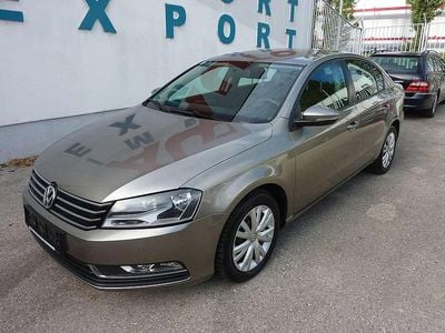 Gebraucht VW Passat Trendline 140 PS (102 kW) 2014 Braun Limousine
