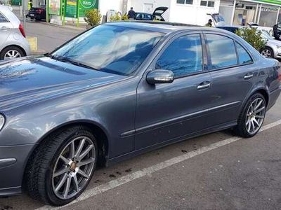 gebraucht Mercedes E320 Avantgarde CDI Aut.