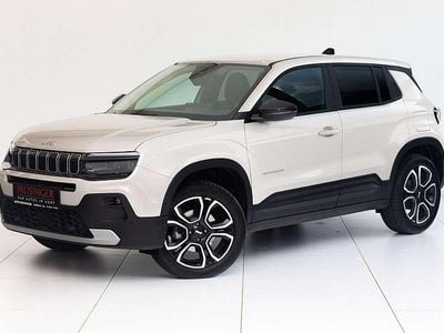 Grau Gebraucht 2025 Jeep Avenger Summit SUV | € 27.900