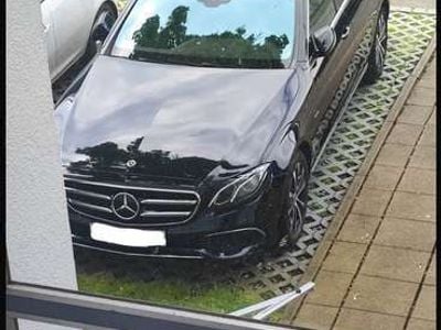 Mercedes E300