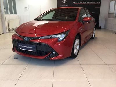 Gebraucht Toyota Corolla Active 152 PS (111 kW) 2019 Rot Limousine