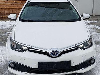 Gebraucht Toyota Auris Lounge 99 PS (72 kW) 2016 Weiß Kombi