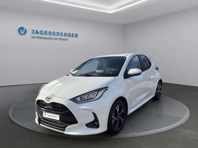 Neu 2025 Toyota Yaris Hybrid Active Limousine | € 22.487 (Guter Preis)
