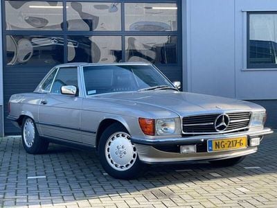 Gebraucht Mercedes 560 230 PS (169 kW) 1987 Beige Cabrio