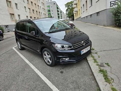 Gebraucht VW Touran Comfortline 116 PS (85 kW) 2017 Van / Kleinbus