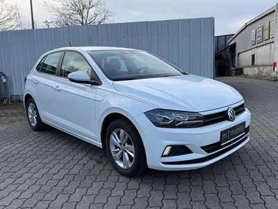 Gebraucht VW Polo 65 PS (47 kW) 2018 Weiß Kleinwagen