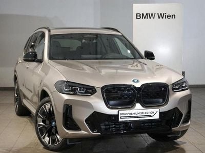 Silber Gebraucht 2024 BMW iX3 M Sport SUV | € 53.495 (Teuer)