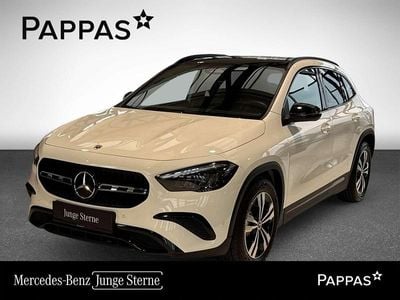 Polarweiß Gebraucht 2024 Mercedes GLA180 Edition SUV | € 41.900