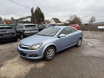 Grau Gebraucht 2007 Opel Astra Cabriolet Edition Cabrio | € 3.999