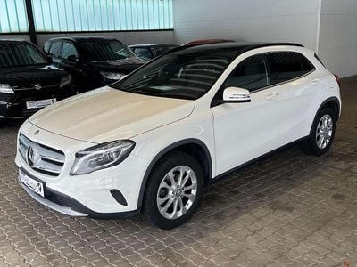 Weiß Gebraucht 2015 Mercedes GLA200 Edition SUV | € 19.490 (Guter Preis)