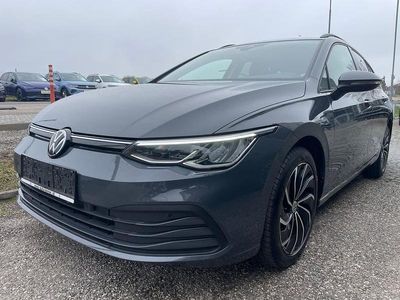 Gebraucht VW Golf VIII Life 115 PS (84 kW) 2023 Mittelgrau  metallic Kombi