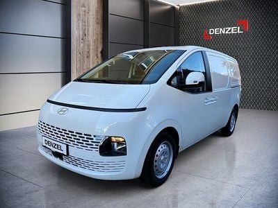 Gebraucht Hyundai Staria 160 PS (117 kW) 2024 Weiß Van / Kleinbus
