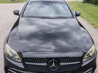 Gebraucht Mercedes E220 AMG line 194 PS (142 kW) 2018 Schwarz Limousine