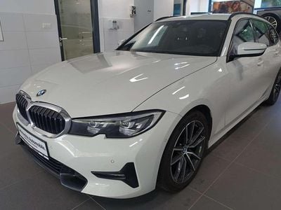 Weiß Gebraucht 2020 BMW 318 M Sport Kombi | € 25.950 (Fairer Preis)