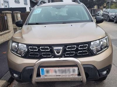 Gebraucht Dacia Duster 114 PS (83 kW) 2018 Beige SUV
