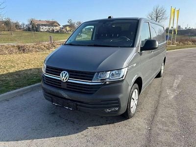 Gebraucht VW T6.1 150 PS (110 kW) 2022 Grau Van