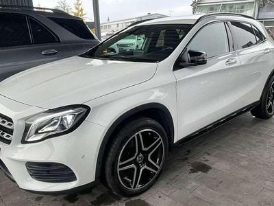 gebraucht Mercedes GLA200 d Austria Night Edition Automatik AMG