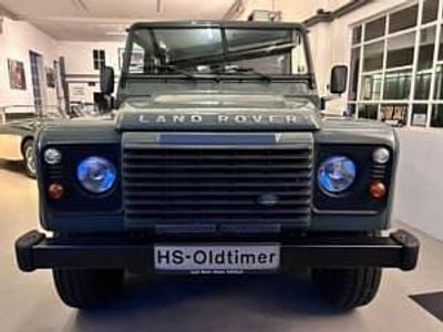 Grün Gebraucht 2014 Land Rover Defender SUV | € 61.500 (Fairer Preis)
