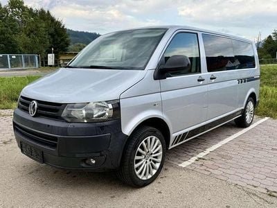 Silber Gebraucht 2014 VW Transporter Family Van | € 25.900