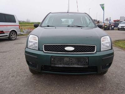 Grün Gebraucht 2005 Ford Fusion Ambiente Limousine | € 690