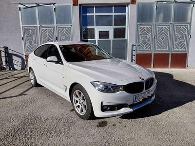Weiß Gebraucht 2014 BMW 318 Gran Turismo Limousine | € 8.000