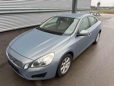 Gebraucht Volvo S60 Momentum 203 PS (149 kW) 2010 Blau Limousine