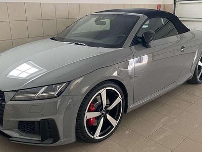 Grau Gebraucht 2017 Audi TT Roadster Cabrio | € 49.900