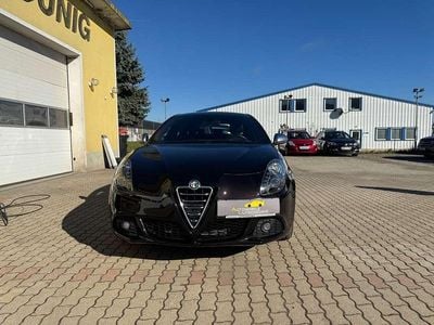 Braun Gebraucht 2013 Alfa Romeo Giulietta Limousine | € 6.990