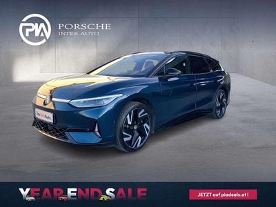 Mittelblau metallic Gebraucht 2025 VW ID.7 GTX Kombi | € 55.990 (Fairer Preis)