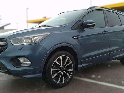 Gebraucht Ford Kuga ST-Line 120 PS (88 kW) 2019 Blau SUV