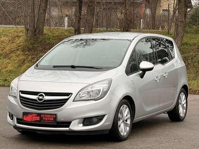 Grau Gebraucht 2016 Opel Meriva Van / Kleinbus | € 8.490 (Fairer Preis)