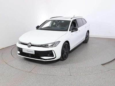 Gebraucht VW Passat Sport 204 PS (150 kW) 2025 Weiß Kombi