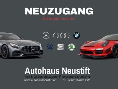 Grau Gebraucht 2015 BMW 118 Advantage Kleinwagen | € 13.880