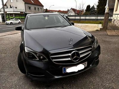 Mercedes E220