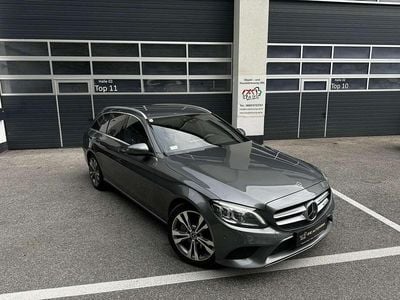 Grau Gebraucht 2020 Mercedes C300e Kombi | € 23.900 (Teuer)