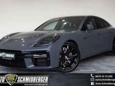 Grau Gebraucht 2025 Porsche Panamera Sport Kleinwagen | € 147.990
