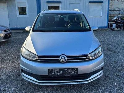 gebraucht VW Touran Highline 16 SCR TDI DSG