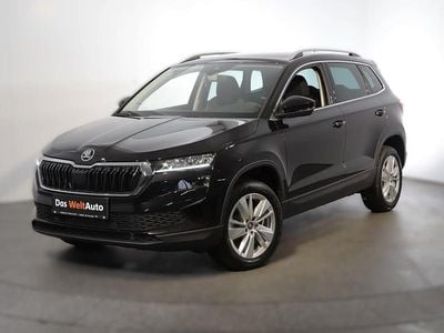 Neu Skoda Karoq Selection 150 PS (110 kW) 2026 Schwarz  metallicperleffektno SUV