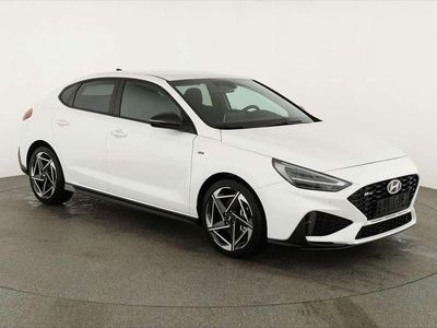Neu Hyundai i30 N Line 140 PS (102 kW) 2025 Weiß Limousine