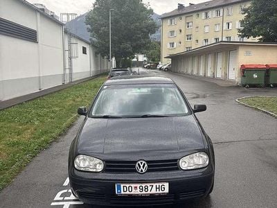 Gebraucht 2000 VW Golf IV Limousine | € 2.200 (Etwas zu teuer)