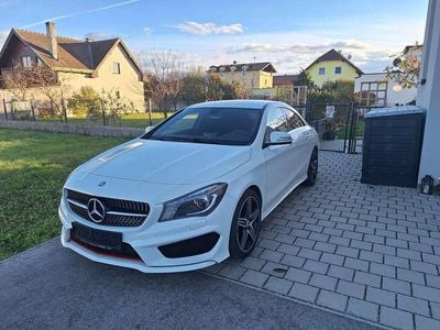 Weiß Gebraucht 2014 Mercedes 250 AMG line Coupé | € 26.500