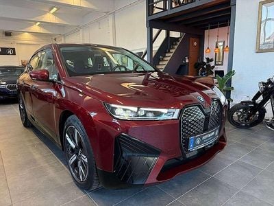 Gebraucht BMW iX 384 kW (523 PS) 2022 Rot SUV