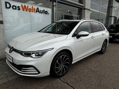 Weiss metallic Gebraucht 2021 VW Golf VIII Life Kombi | € 21.900 (Teuer)