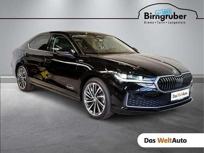 Neu Skoda Superb LAURIN & KLEMENT 150 PS (110 kW) 2025 Schwarz  metallic Limousine