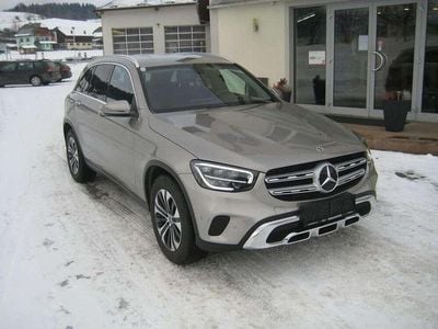 Gebraucht Mercedes GLC220 194 PS (142 kW) 2021 Silber SUV