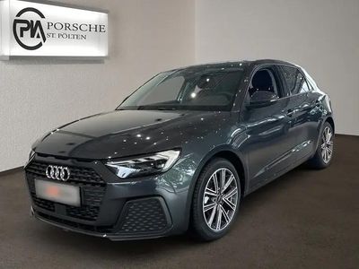 Hellgrau metallic Neu 2025 Audi A1 Sportback Kleinwagen | € 28.990 (Etwas zu teuer)