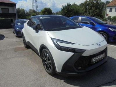 Weiß Gebraucht 2025 Toyota C-HR Active SUV | € 37.990