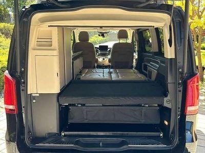 Schwarz Gebraucht 2017 Mercedes E250 Marco Polo Kombi | € 39.705