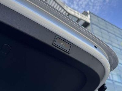 gebraucht Skoda Octavia Combi 2.0 TDI DSG Style